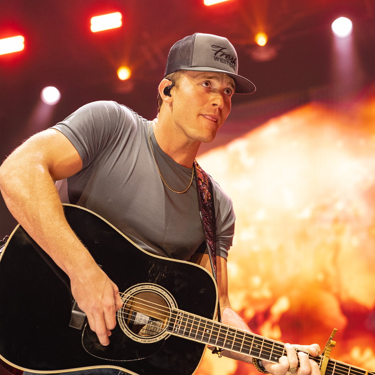 Parker McCollum wearing Fresh Western Tour Hat in Charcoal + Grey on Stage 