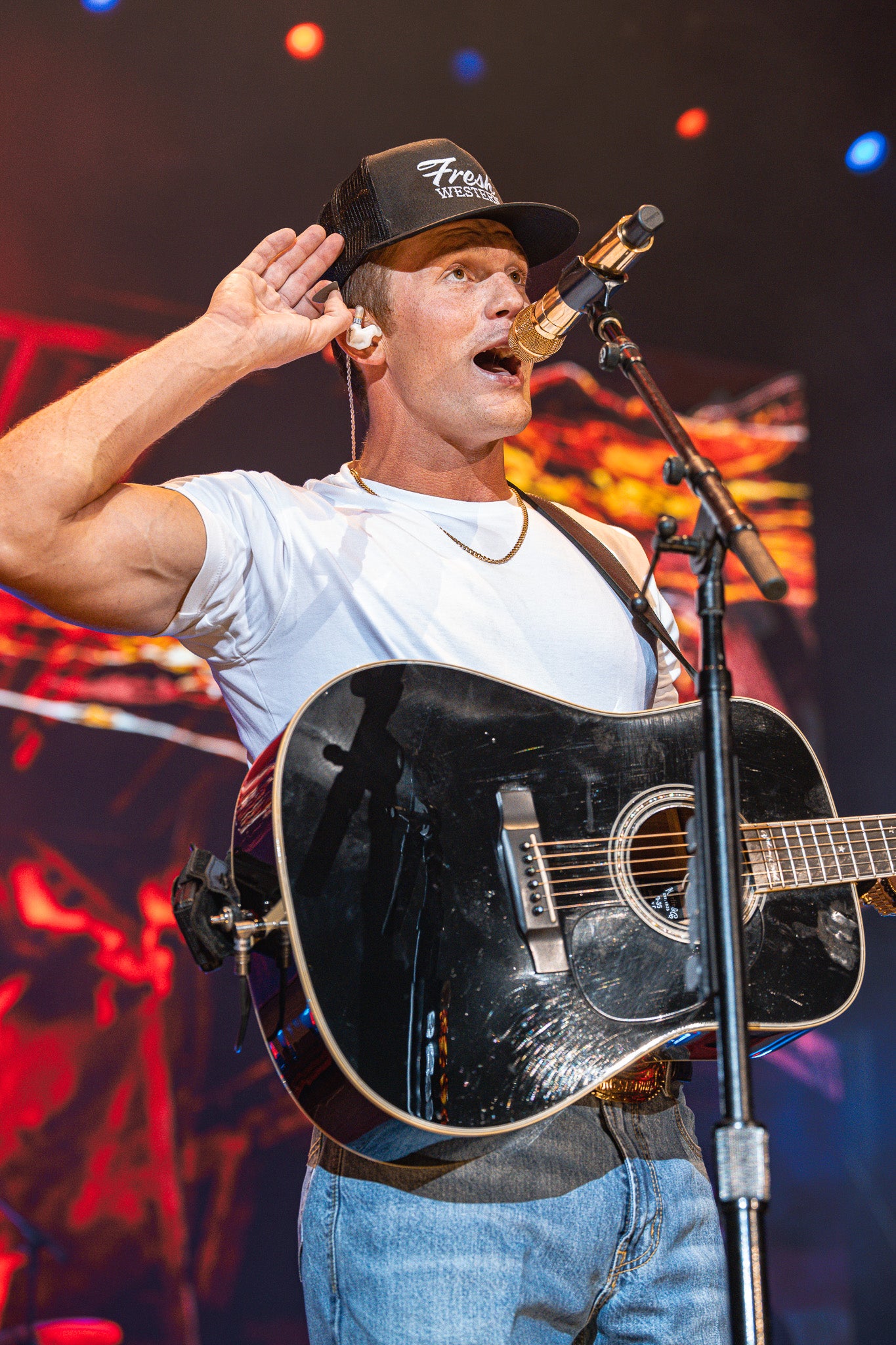The Tour Hat | Black + White